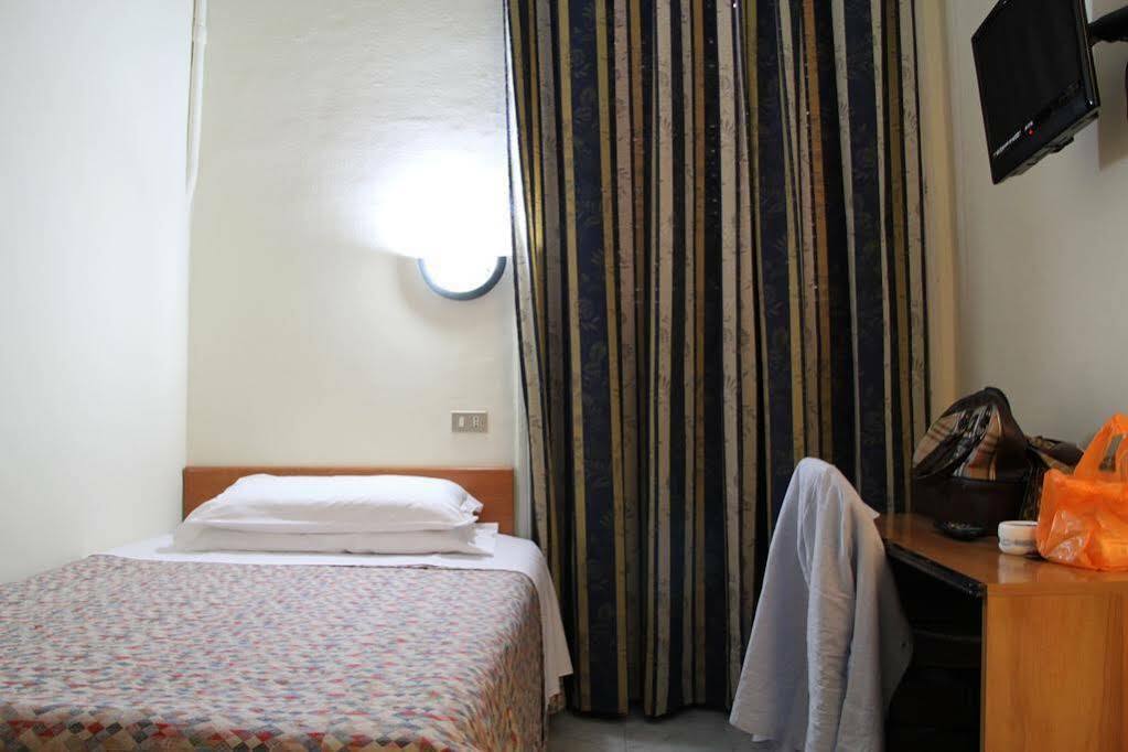 Albergo Leonardo Da Vinci Mailand Exterior foto